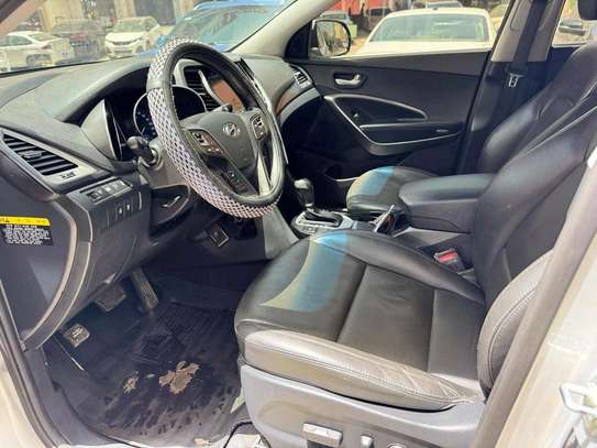 HYUNDAI SANTA FE 2017 image 2