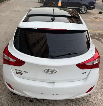Hyundai Elantra GT 2017 image 11