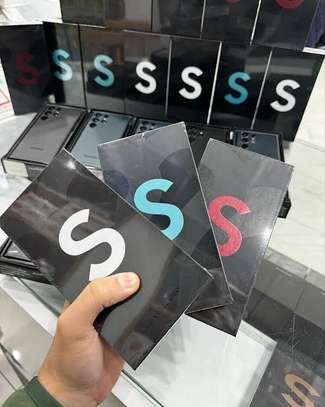 Samsung Galaxy S22 ultra 256 Giga image 1