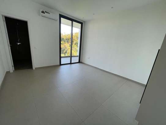 Bel appartement à louer à fann résidence image 11