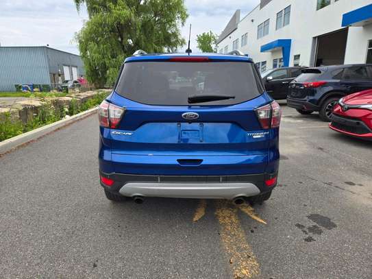 Ford Escape image 3