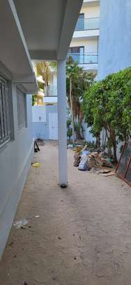 Villa R+1 à Mermoz image 2