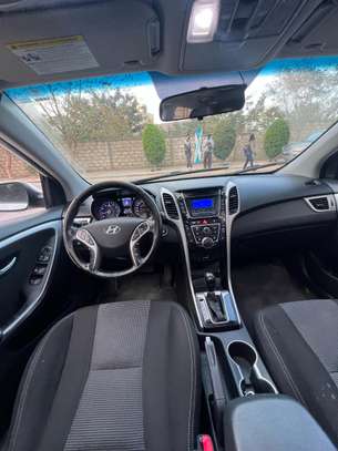 HYUNDAI ELANTRA GT 2017 image 10