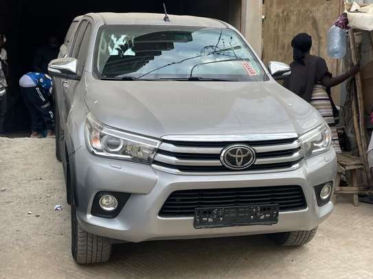 Toyota hilux  2019 image 6