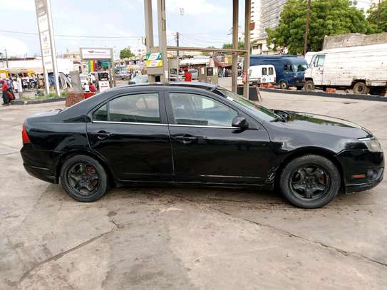 Ford fusion X 2010 image 3