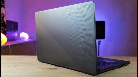 GAMER ASUS ROG ZEPHYRUS G16 image 2