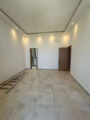 Très bel appartement de type F4 à louer image 3