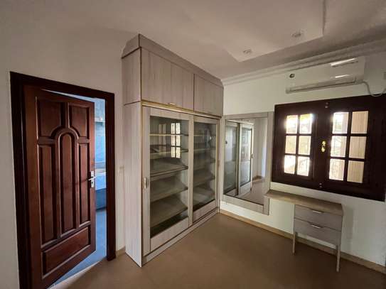 Villa à louer aux Almadies image 2