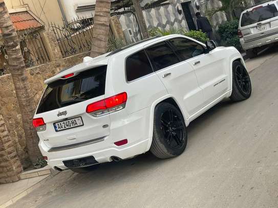 Jeep Grand Cherokee Limited image 9