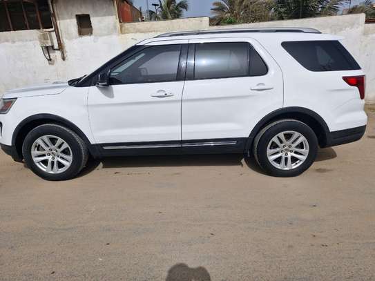 Ford explorer 2018 image 3