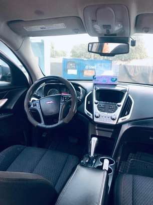 GMC TERRAIN image 9