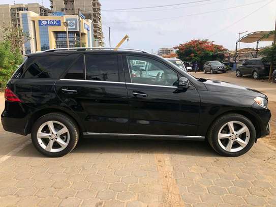 Mercedes GLE 350 4 matic image 12