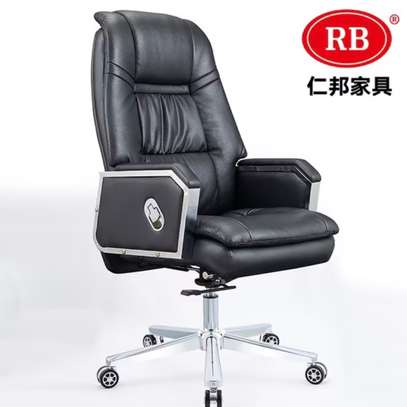 Fauteuil de bureau cuir noir ergonomique réglable image 3