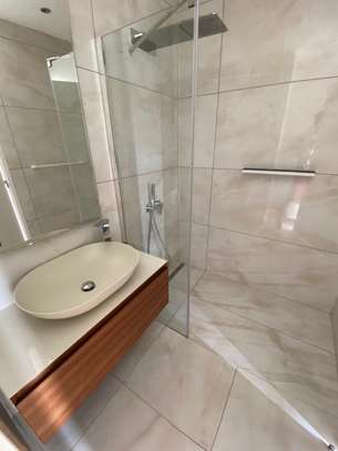 Appartement f4 à louer à fann image 6