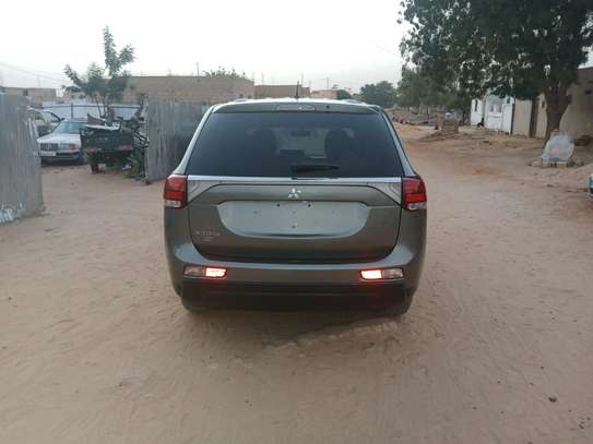 Mitsubishi image 2