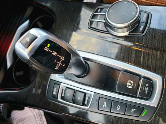 BMW X3 Xdrive 28i 2017 image 8