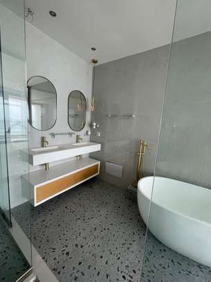 Penthouse F5, F3 & F2 corniche Almadies image 9