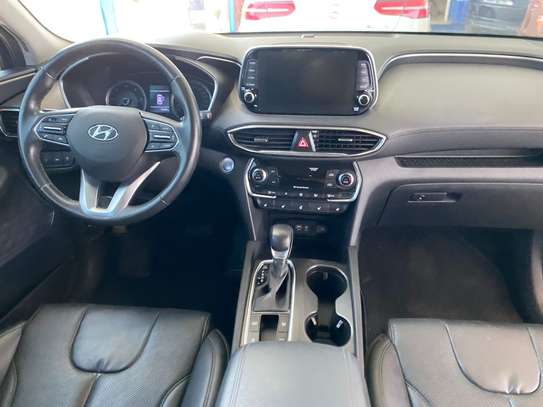 Hyundai Santa Fe 2019 image 1