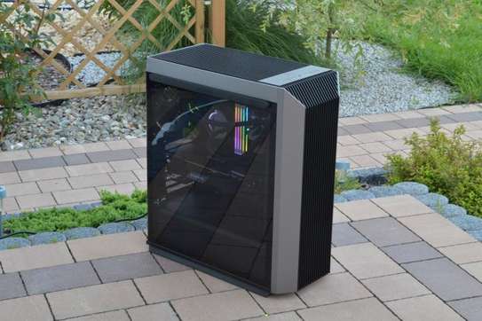 Pc Gamer ultra Puissante Professionnelle image 1