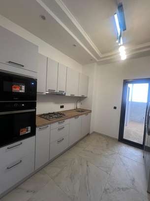 Appartement 3 chambres à louer à Mermoz image 8