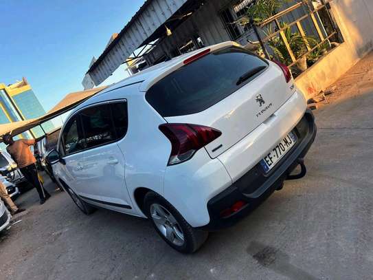 Peugeot 308 2017 image 2