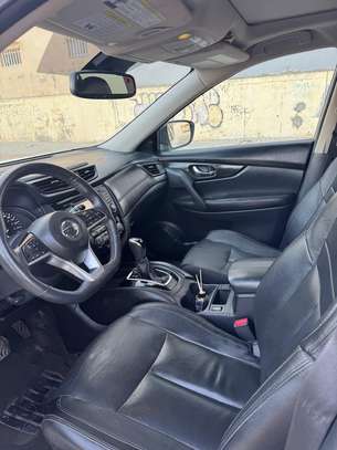 Nissan rogue 2017 image 6