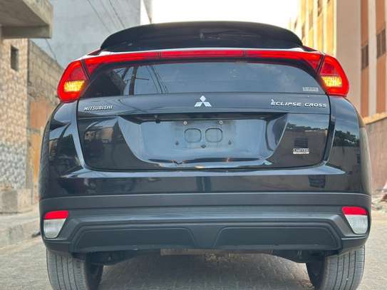 MITSUBISHI ECLIPSE 2019 image 4