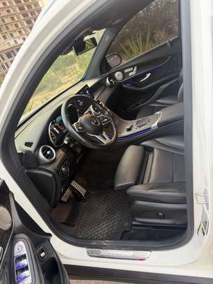 MERCEDES GLC 300 2021 image 9