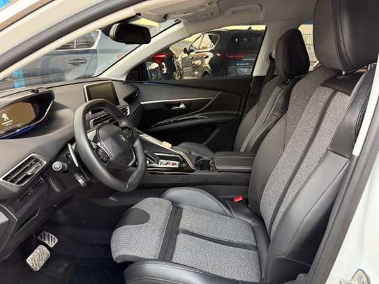 Peugeot 3008 image 7