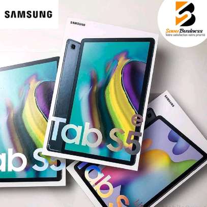 Samsung Galaxy Tab S5e image 2
