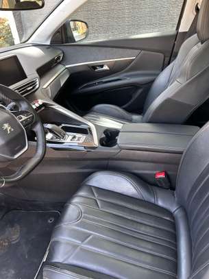 Peugeot 3008 image 6