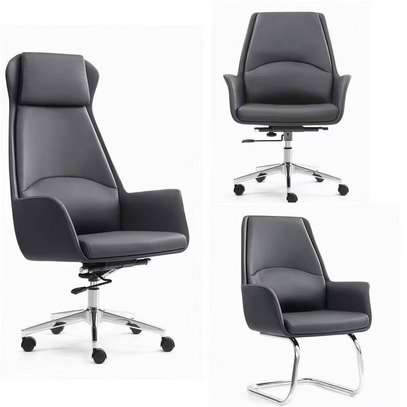 Chaise et fauteuil de bureau image 5