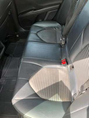 Toyota camry 2019 image 13