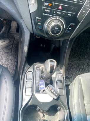Hyundai Santafe 2017 image 7