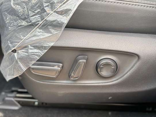 Toyota land cruiser VX image 14