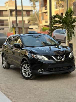 Nissane Quasqai 2017-2018 image 1