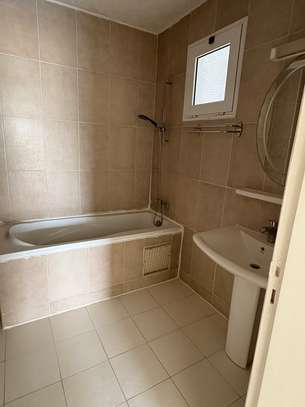 Appartement lumineux et spacieux à louer image 12