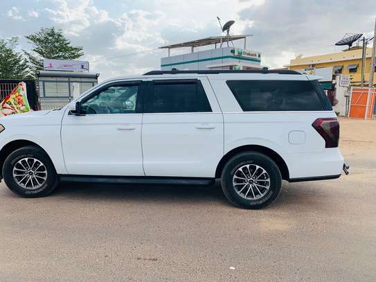 Ford Exoedition 2018 image 11