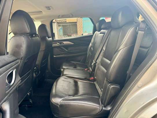 Mazda CX9 image 2