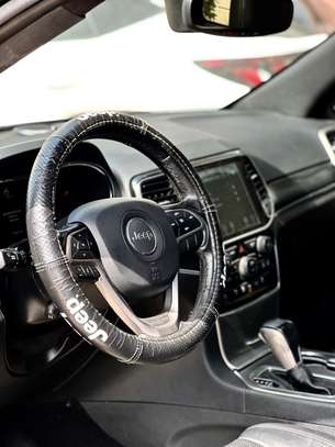 Jeep grand Cherokee 2020 image 6