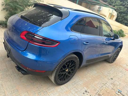 Porsche Maccan image 4