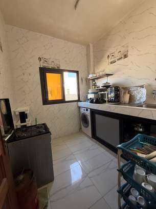 Studio Premium F2 image 5