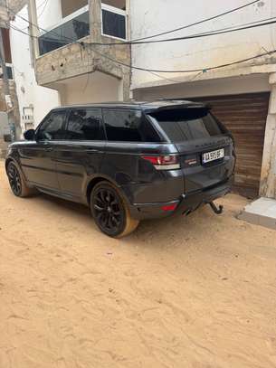 range rover sport image 8