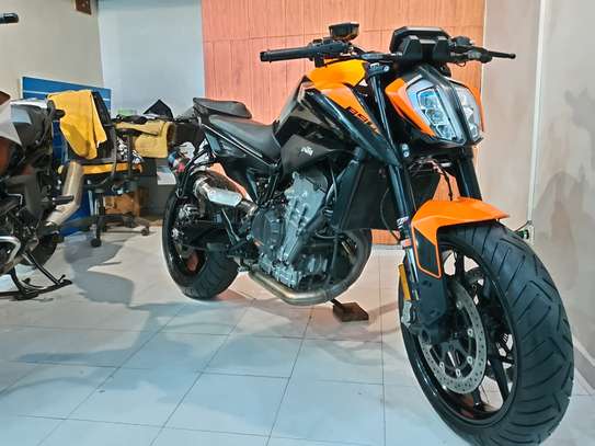 KTM duke 890 2023 image 4