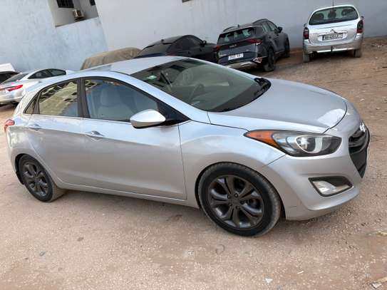 Hyundai Elantra gt image 10