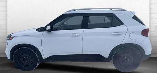 Hyundai venue 2022 image 5