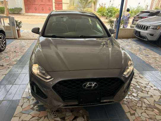 Hyundai sonata sport  limited 2018 image 2