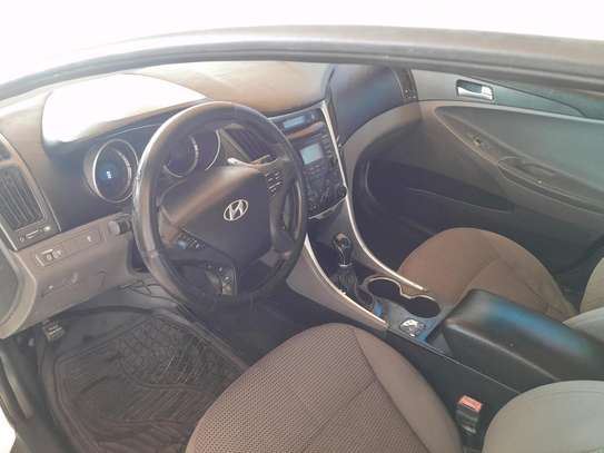 Hyundai sonata image 8