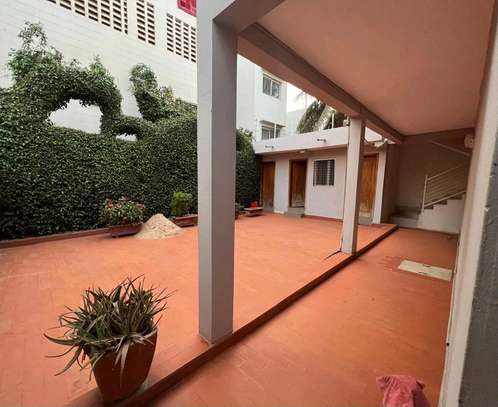 une villa louer mermoz image 5