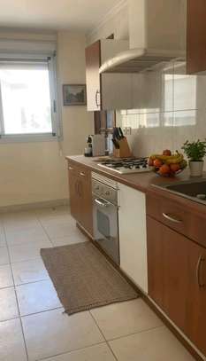 Appartement F4 lumineux à vendre cité Africa corniche image 1